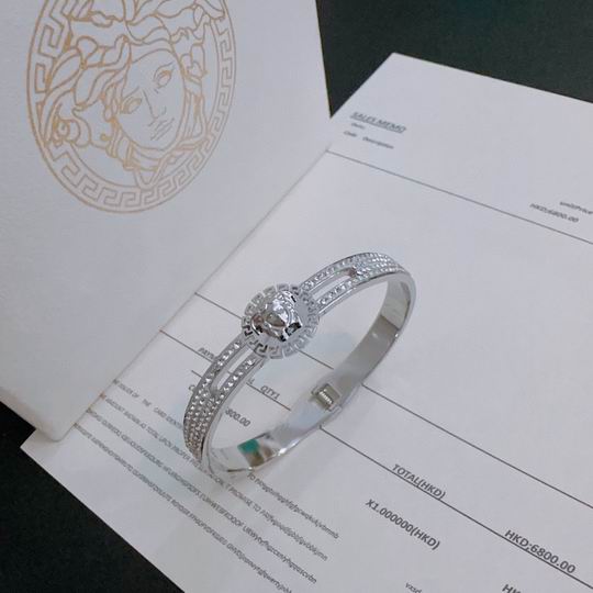 Versace bracelet 12lyh257